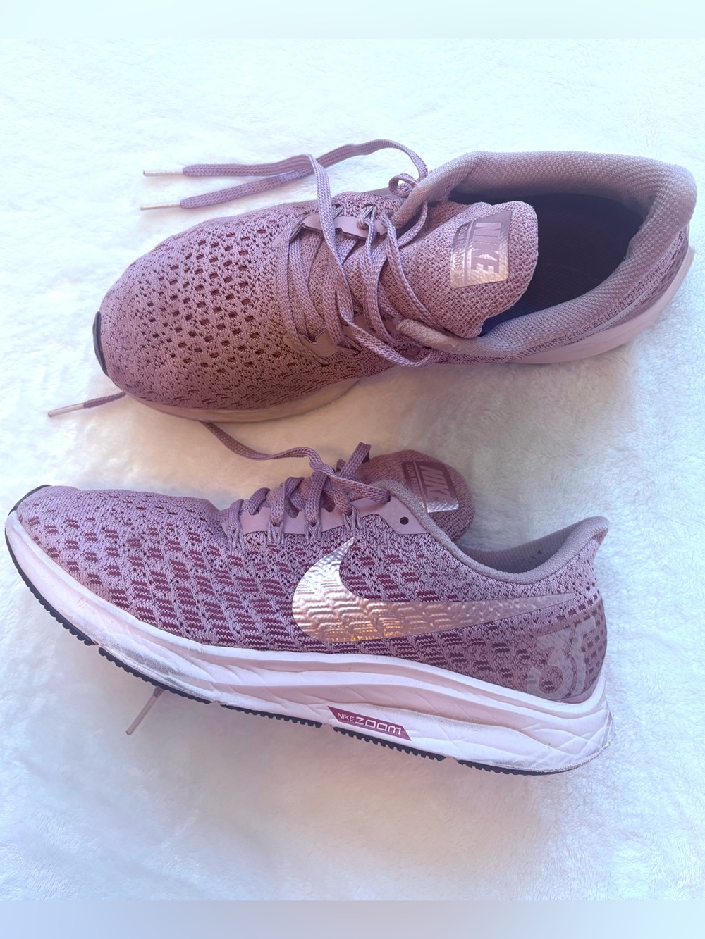 Nike Women's Mauve Knit Running Shoes with Metallic Swoosh